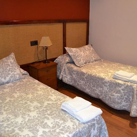 Hostal Pension La Ruta Paterna del Campo 외부 사진