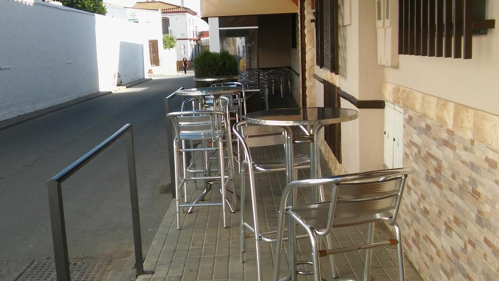 Hostal Pension La Ruta Paterna del Campo 외부 사진