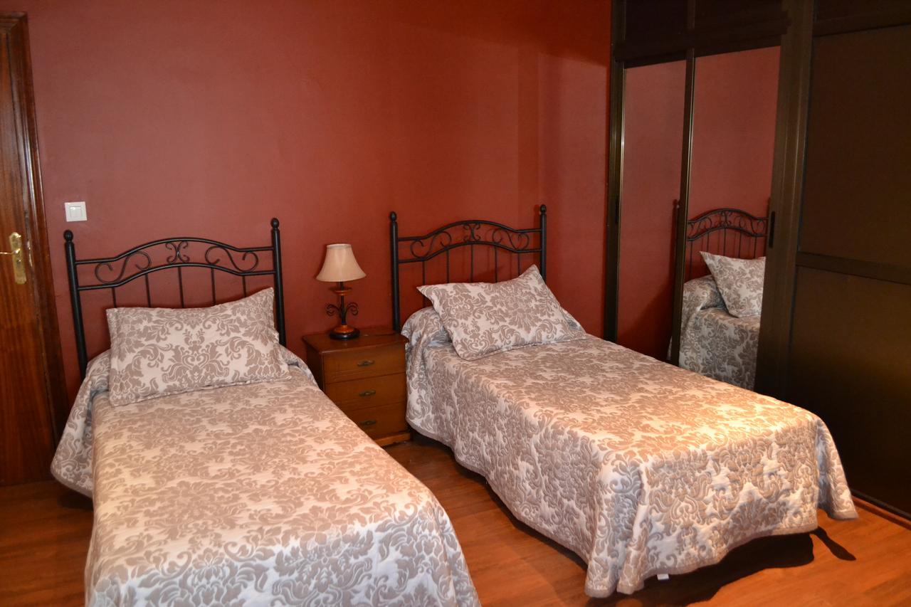 Hostal Pension La Ruta Paterna del Campo 외부 사진