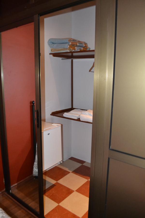 Hostal Pension La Ruta Paterna del Campo 외부 사진