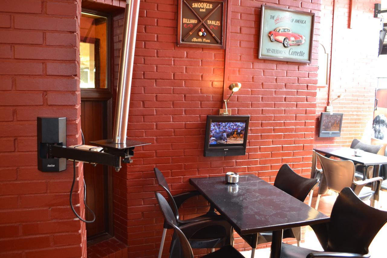 Hostal Pension La Ruta Paterna del Campo 외부 사진