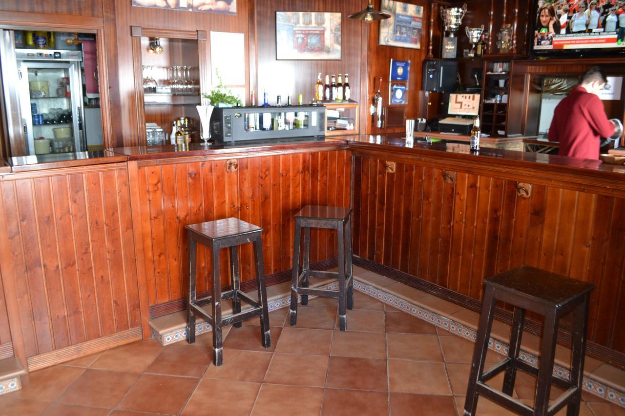 Hostal Pension La Ruta Paterna del Campo 외부 사진
