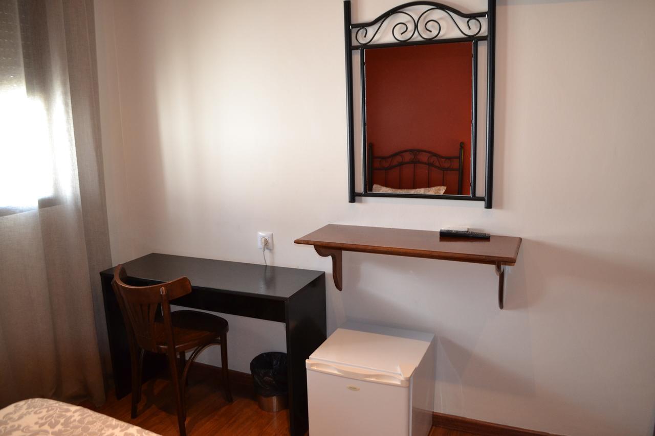 Hostal Pension La Ruta Paterna del Campo 외부 사진
